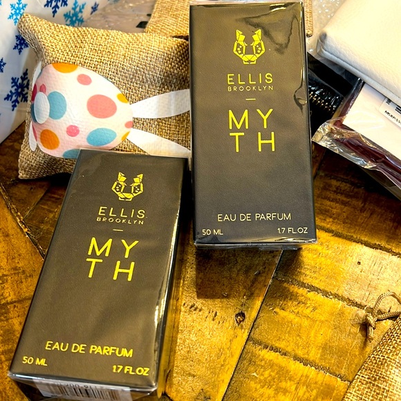 Accessories - Ellis Brooklyn “MYTH”
